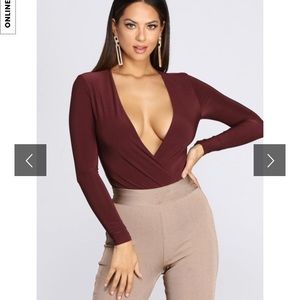 Low cut v neck Body suit